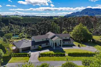 184 Ferndale Way, Rangatira Park