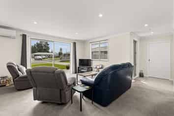 35 Oldfield Lane, Marton