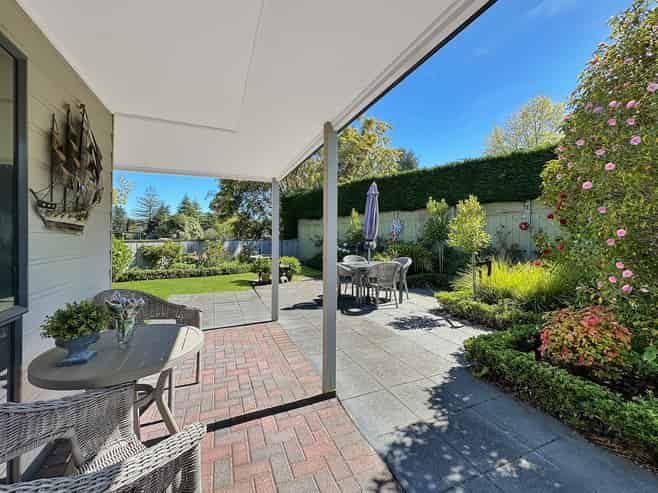 2 Yasmin Lane, Kinloch