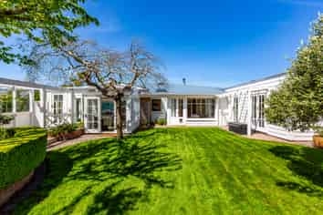 80 Jubilee Road, Khandallah