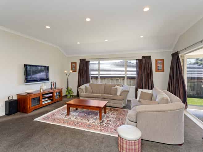 4 Meadow Court, Paraparaumu