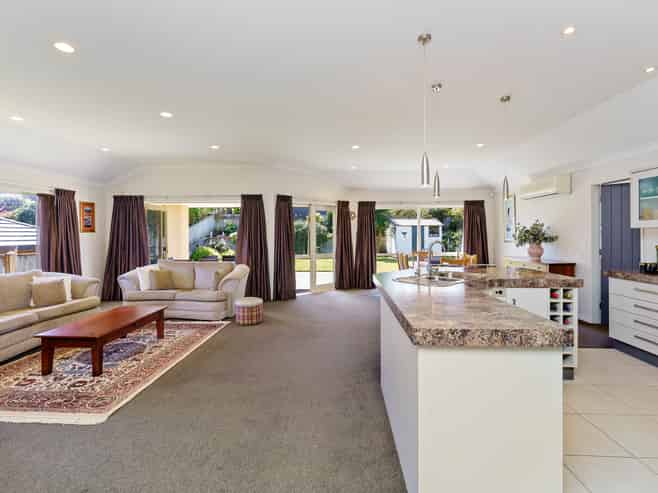 4 Meadow Court, Paraparaumu