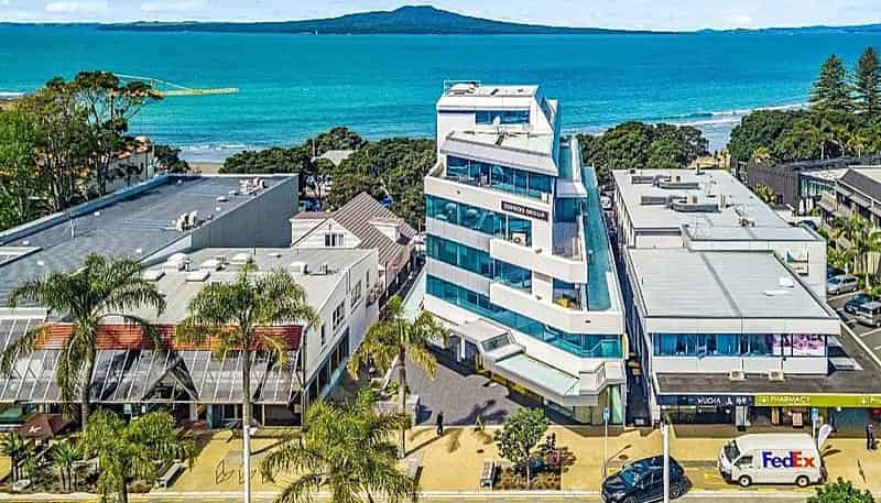 1/L3/95 Hurstmere Road, Takapuna