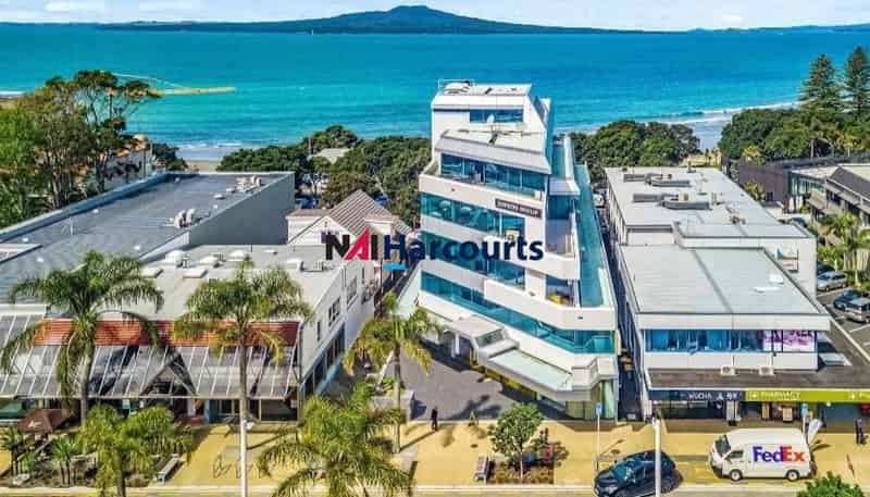 1/L3/95 Hurstmere Road, Takapuna