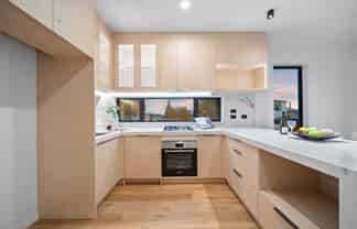 6d Tainui Terrace, Mangere Bridge