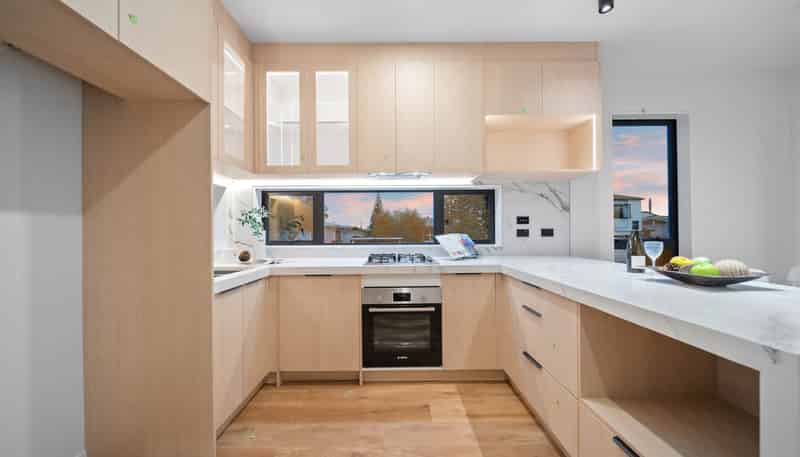 6d Tainui Terrace, Mangere Bridge