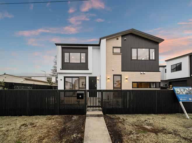 6d Tainui Terrace, Mangere Bridge