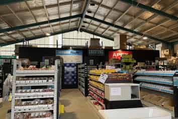 Versatile Industrial Premises and Yard