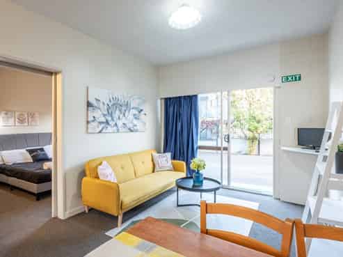 Excellent Business lease Opportunity