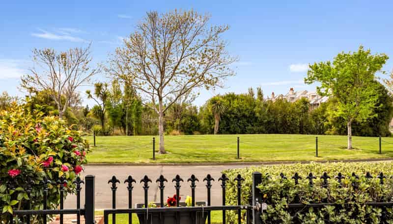 40 Waterford Avenue, Northwood