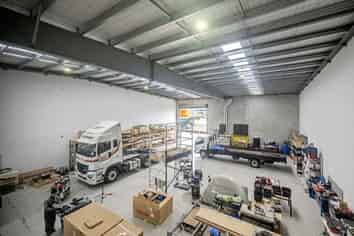 635sqm modern industrial Wiri