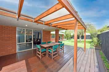 25 Chesterfield Mews, Russley