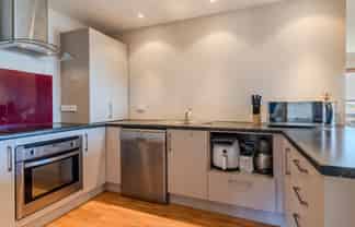 C/115 London Street, Dunedin Central