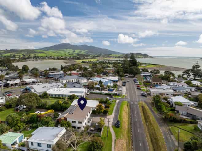 13 Wallis Street, Raglan