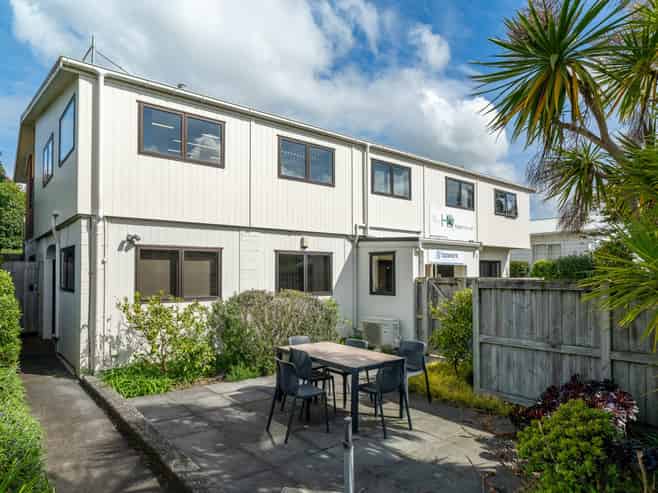 13 Wallis Street, Raglan