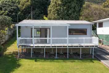 58 Fairlie Crescent, OPONONI