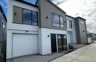 2/59 Howe Street, Howick