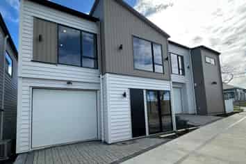 2/59 Howe Street, Howick