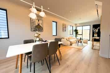 2/59 Howe Street, Howick