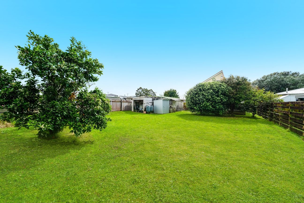 FIRST HOME, INVESTOR BUYERS & FUTURE DEVELOPERS - RARE FIND! FLAT CORNER SITE!! - Vaizdas 5