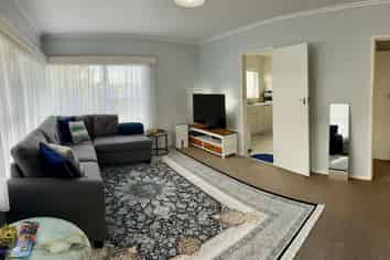 2/38 Knightsbridge Drive, Forrest Hill