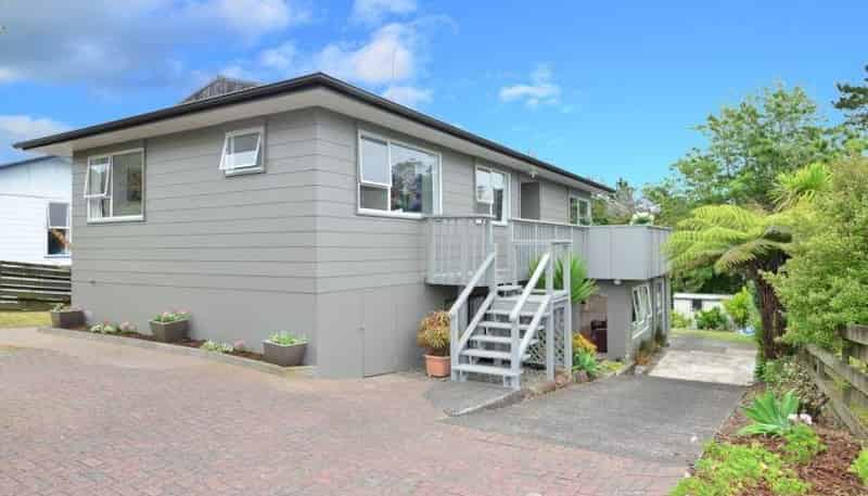 55 Allington Road, Massey