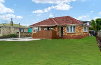 16  Scott road, Papakura