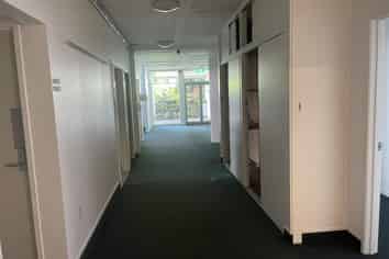 Ideal medical or consultation suite