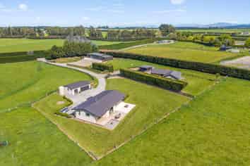 54 Bayley Road, Fernside