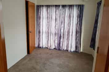 34 Linnet Place, Mangere East