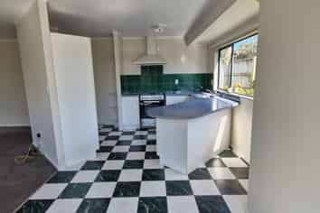 1/4A Walsall Street, Avondale