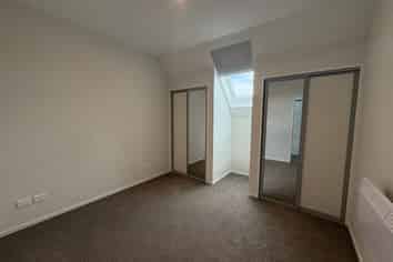 2/163 Bordesley Street, Phillipstown