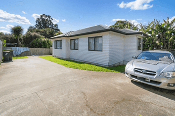 90 Chelburn Crescent, Mangere