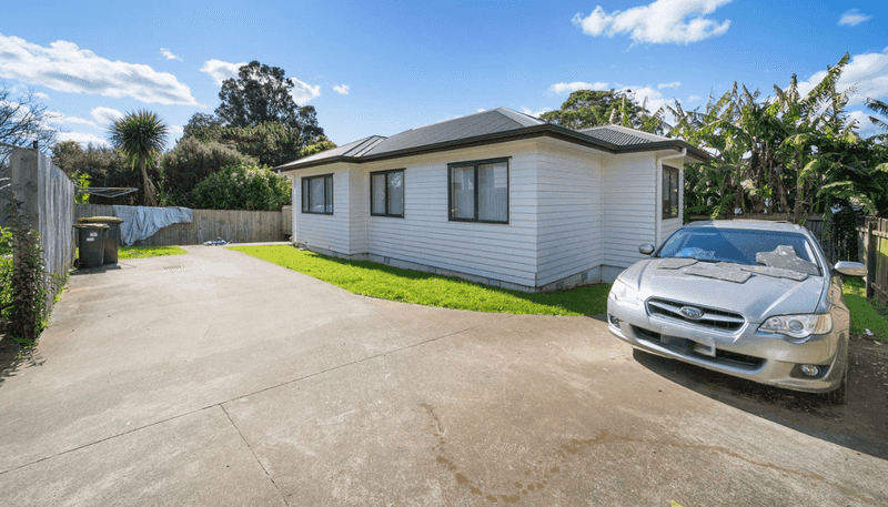 90 Chelburn Crescent, Mangere