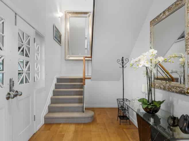 11 Kitchener Road, Takapuna
