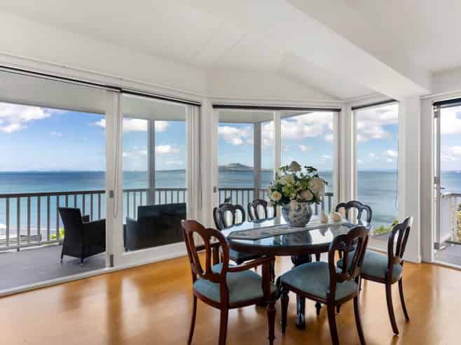 11 Kitchener Road, Takapuna