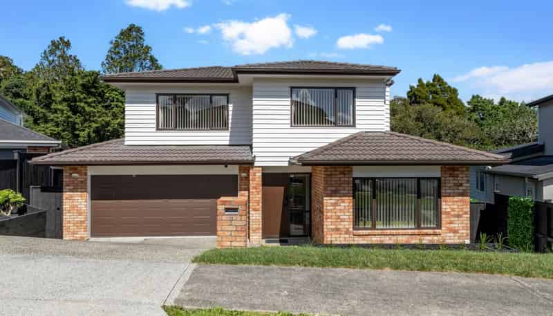 15 Lucca Crescent, Flat Bush