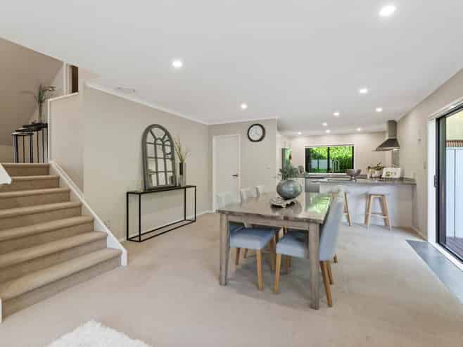 15 Lucca Crescent, Flat Bush