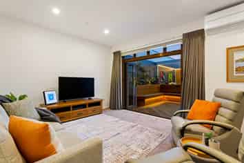 6 Rhone Avenue, Te Atatu Peninsula