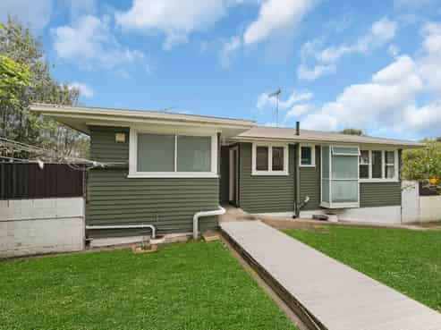 9 McDonald Crescent, Mount Wellington