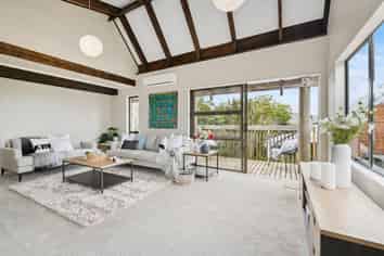 19 Shakespear Road, Army Bay