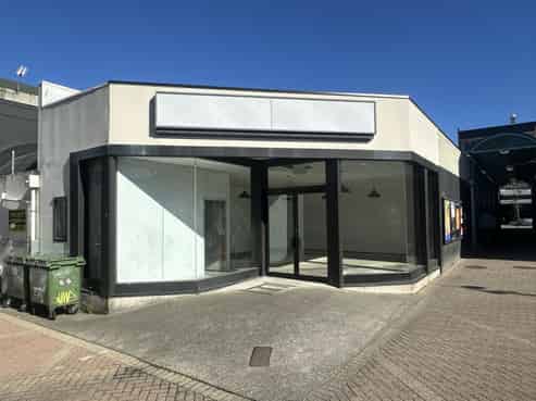 Affordable Central City Retail Opportunity