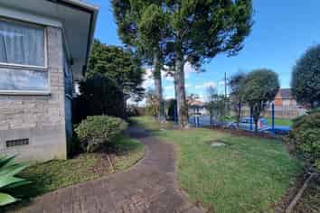 12B Herd Road, Hillsborough