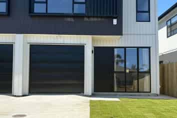 14B Stewart Gibson Place, The Gardens