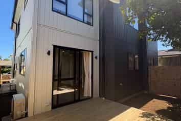 14B Stewart Gibson Place, The Gardens