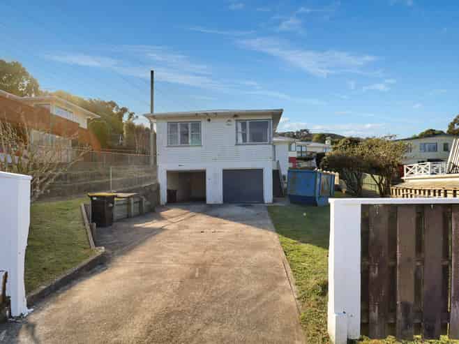 18 Arapiko Street, Johnsonville
