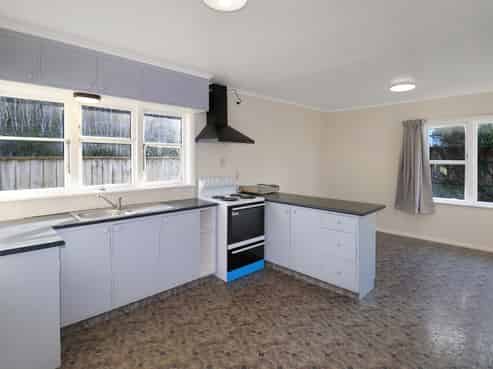 18 Arapiko Street, Johnsonville