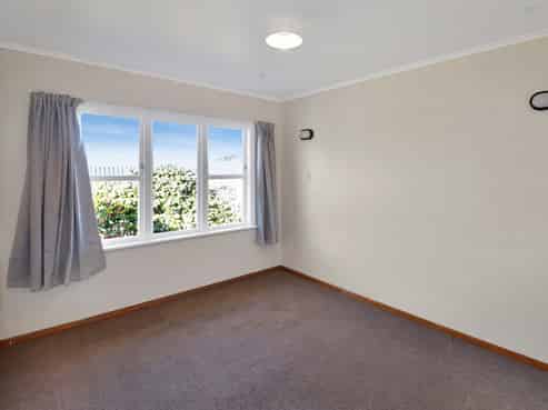 18 Arapiko Street, Johnsonville