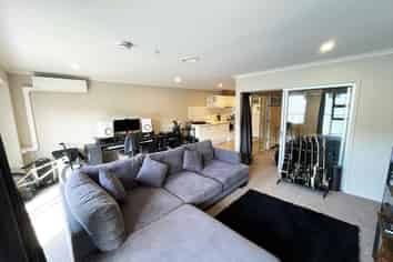 2H/83 New North Road, Eden Terrace