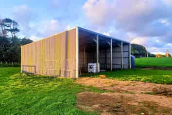 347 Grahams Beach Road, Awhitu